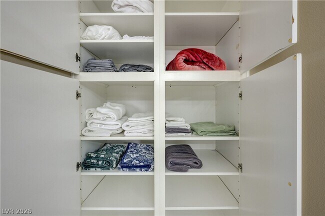 Building Photo - 268 Copper Glow Ct