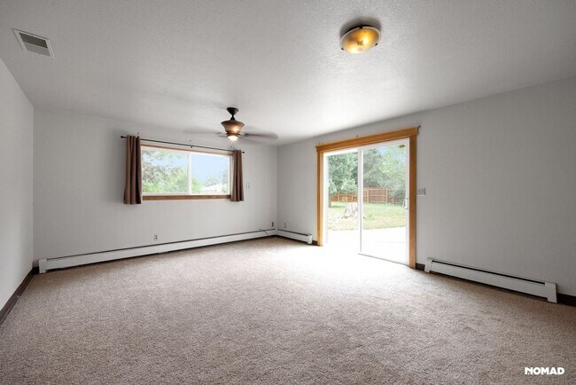Building Photo - Charming 3BR House in Fort Collins