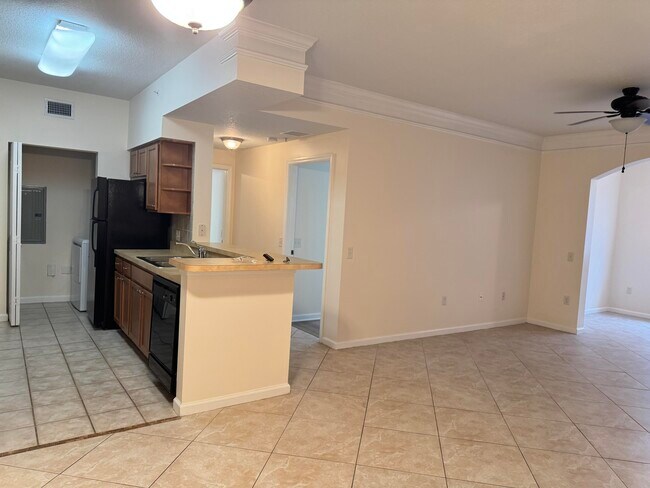 Building Photo - 9833 Baywinds Blvd