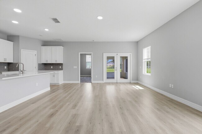 Building Photo - 5574 SW 128th Pl