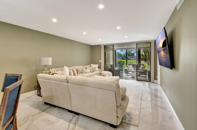 Building Photo - 15878 Loch Maree Ln