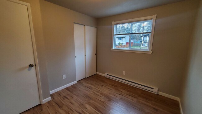 Building Photo - JUST REMODELED!! EVERYTHING BRAND NEW INSIDE THIS 3 BEDROOM, 1 BATH!!