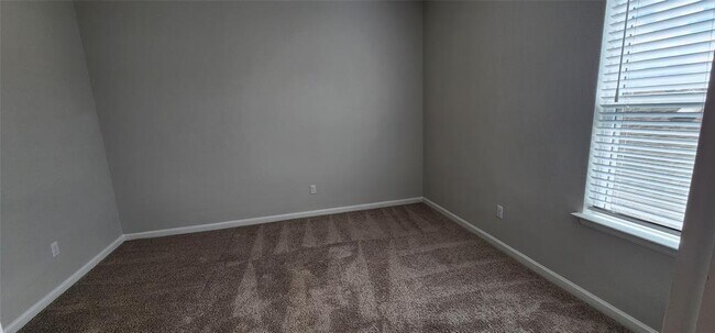 Building Photo - 112 Los Olives Ln