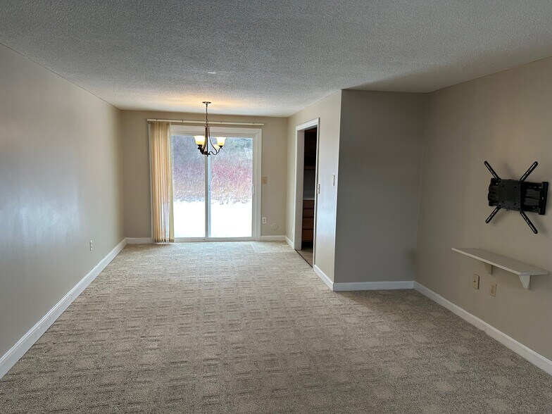 Building Photo - 52 Starboard Dr