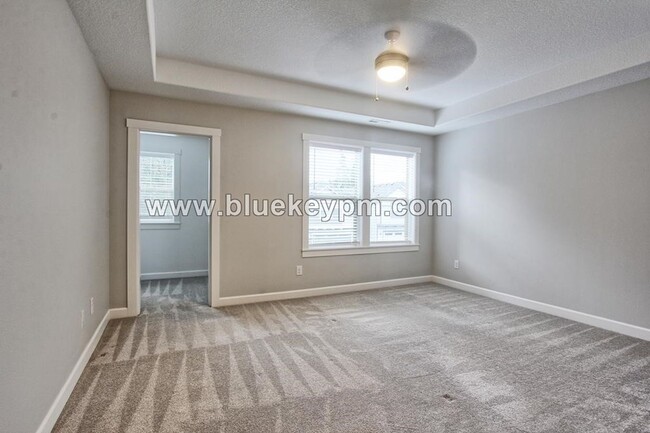 Building Photo - 3 Bed,2.5 Bath Townhome at the Landing At ...