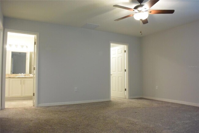 Building Photo - 1213 Grantham Dr