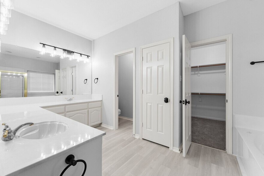 Building Photo - 5200 St Croix Ln