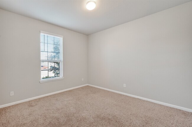 Building Photo - 5810 Metaphor Wy