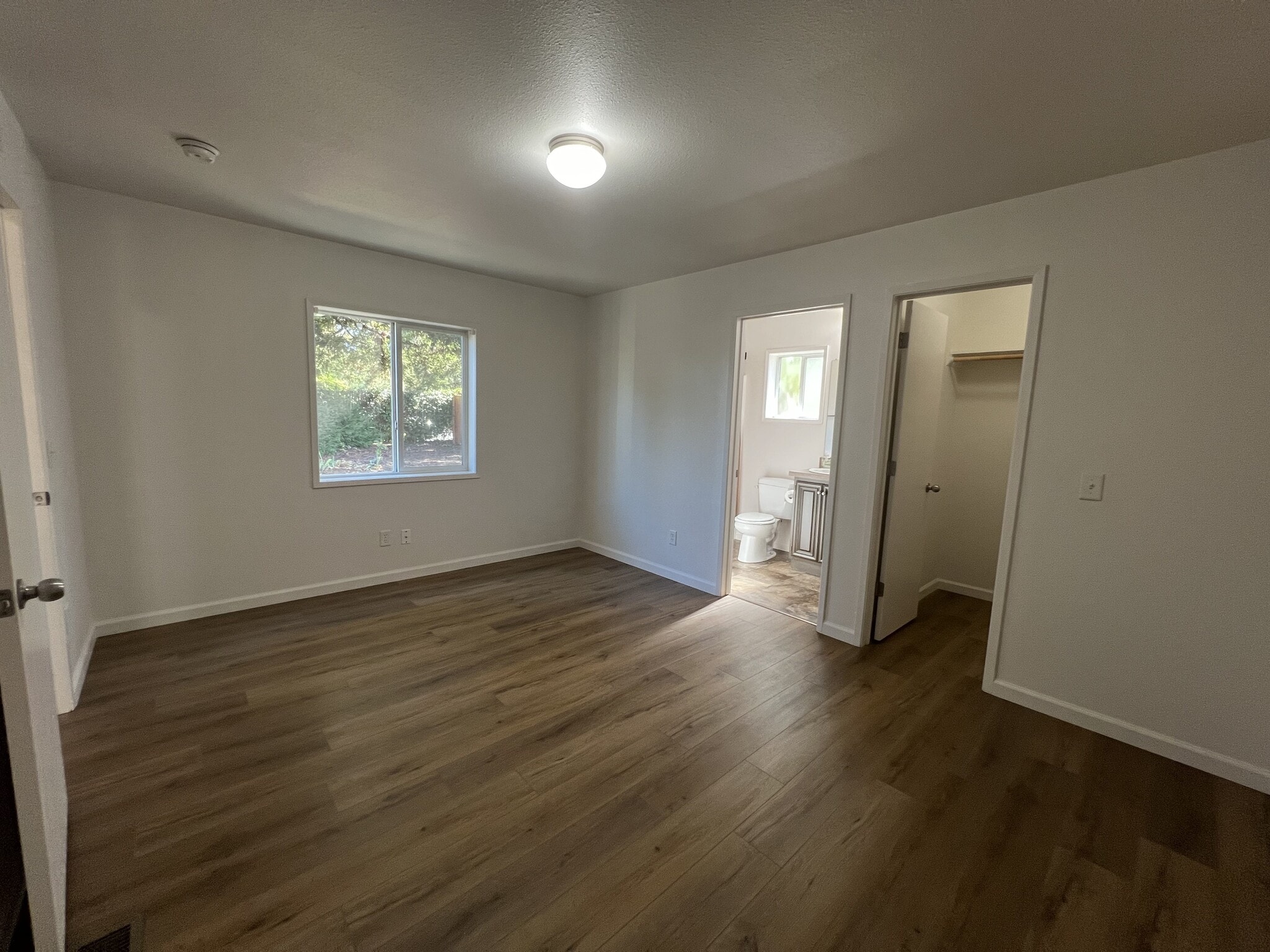 Building Photo - 8183 Wachtel Way