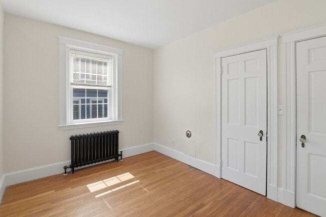 Building Photo - 17 Greenleaf St
