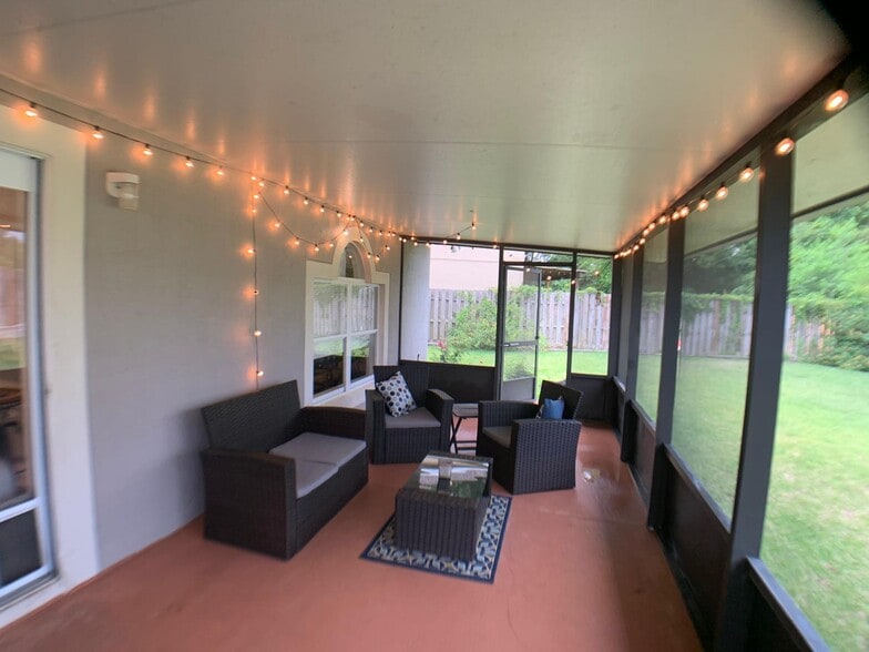 Backyard/Porch - 24566 SW 11th Rd