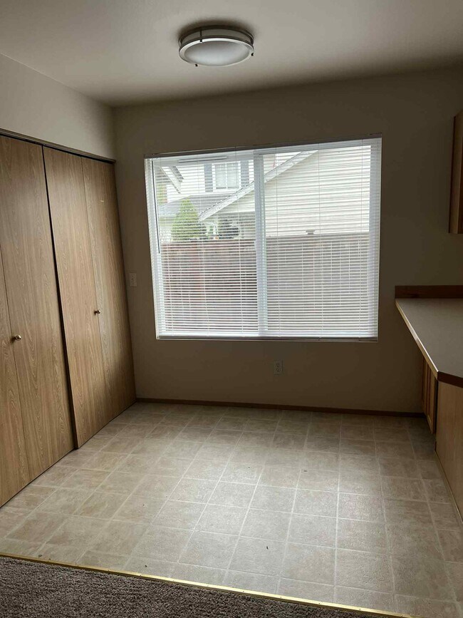 Building Photo - 2966 Sprague St