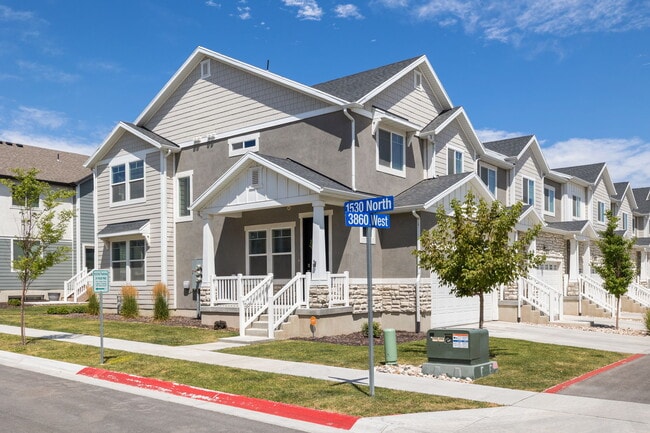 Building Photo - 1539 N 3860 W