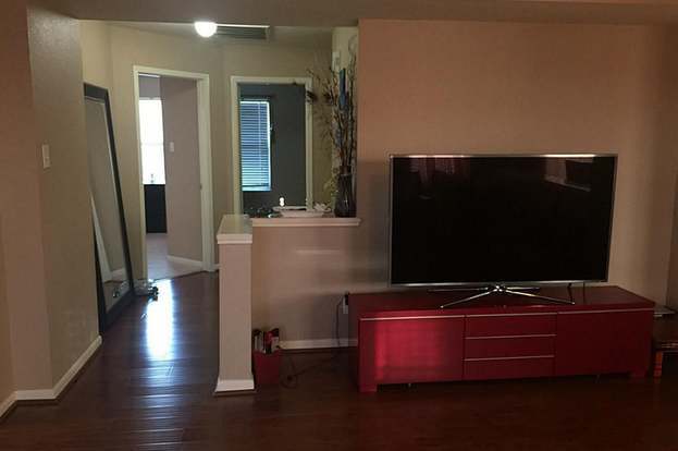 Building Photo - 21235 Bending Green Way