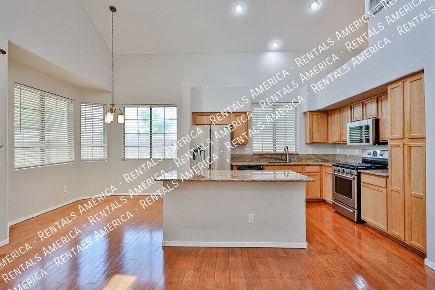 Building Photo - 9710 S 45th Ave