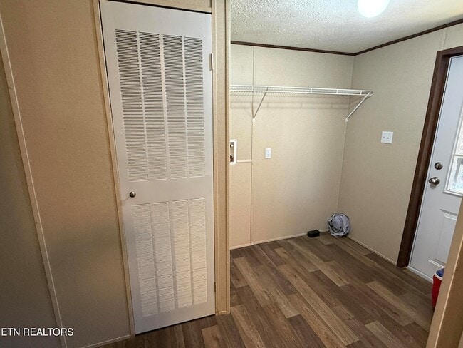 Building Photo - 8211 Barker Rd