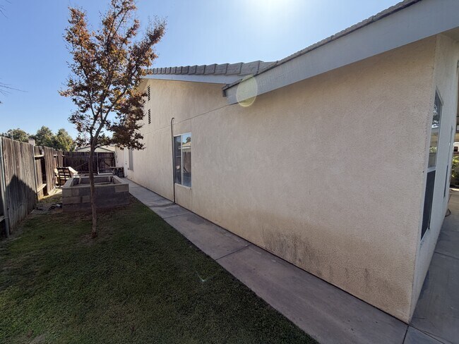 Building Photo - 5310 Summer Cypress Dr