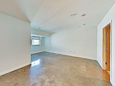 Building Photo - 0 bedroom in Dallas TX 75201