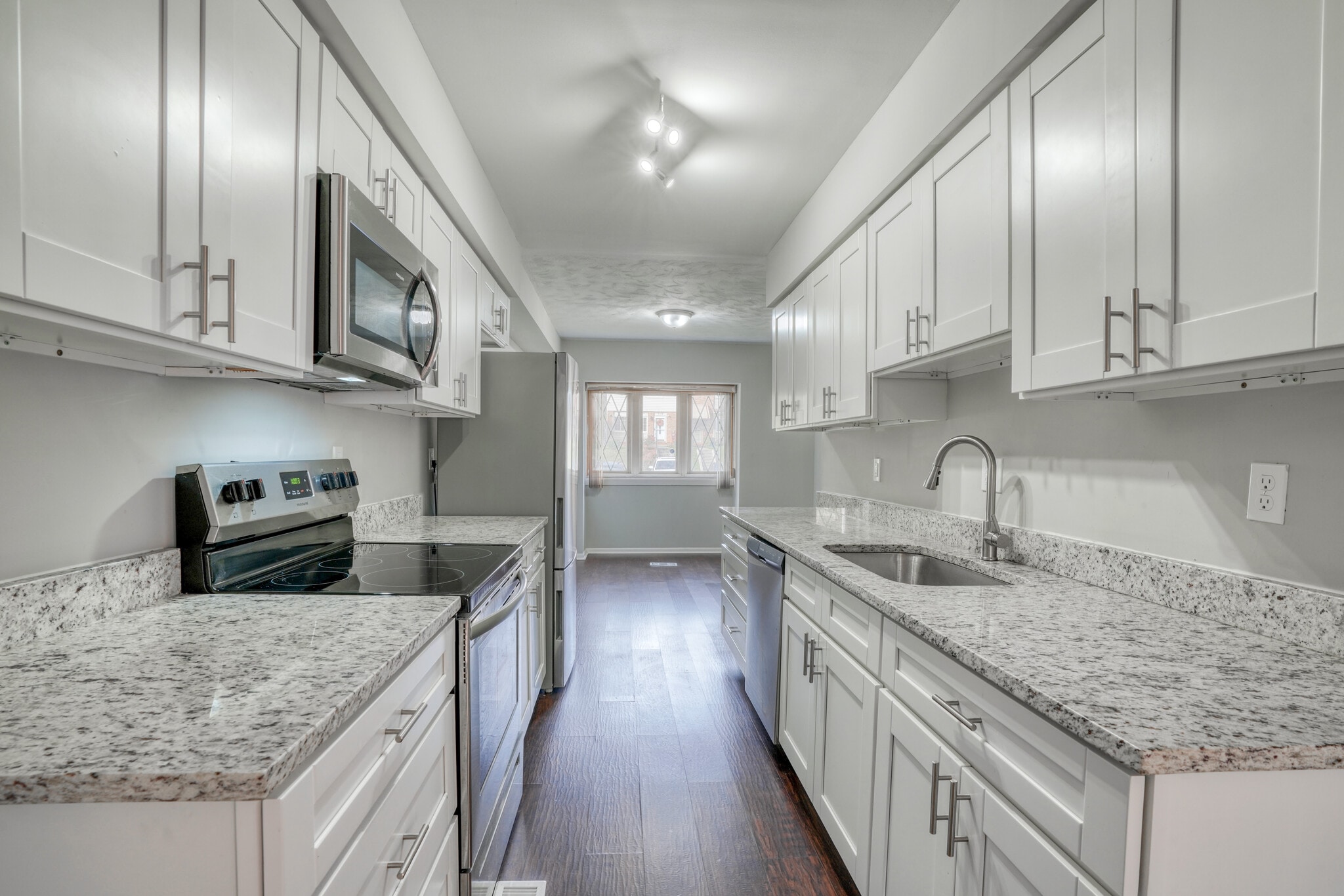 Building Photo - 6533 Woodgreen Cir