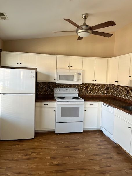 Building Photo - 1830 Vincenza Dr