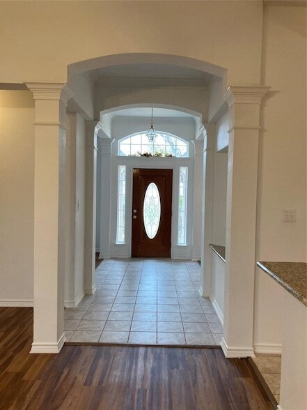 Building Photo - 1616 Falmouth Dr