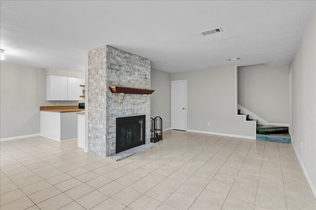 Building Photo - 968 Park Meadow Dr