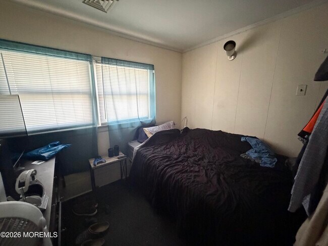 Building Photo - 28 New Monmouth Rd