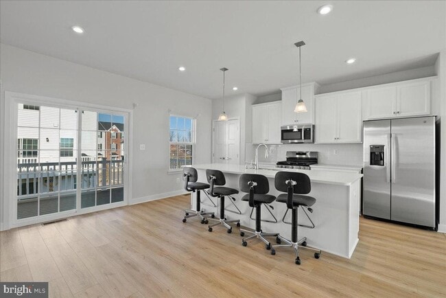 Building Photo - 10302 Heritage Trl Ct