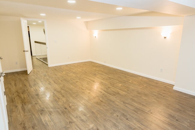 Building Photo - 40 Fayette St