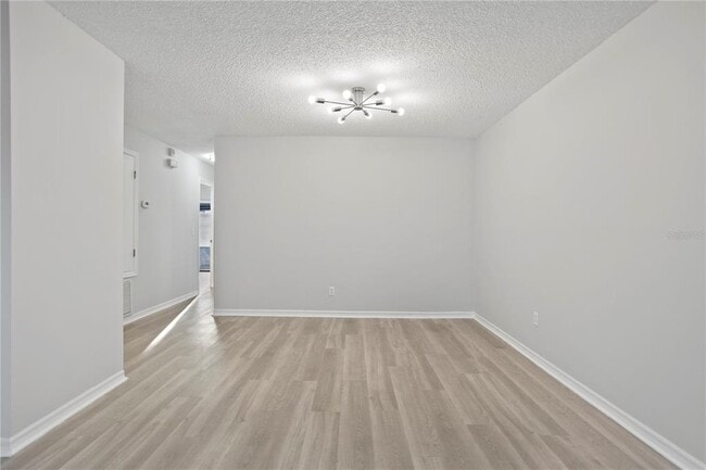 Building Photo - 5852 Shale Ct