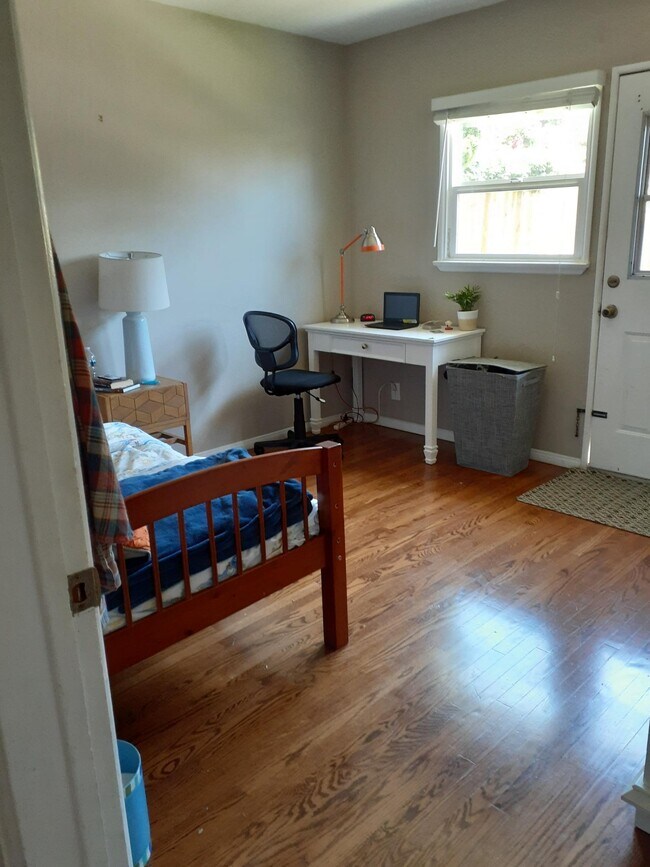 Bedroom 3 - 656 36th St