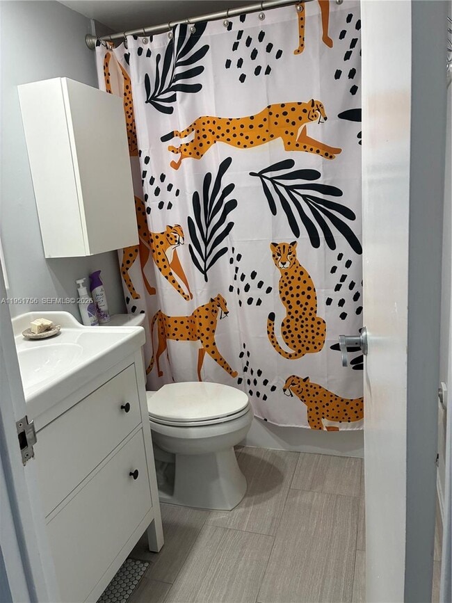 Building Photo - 1985 S Ocean Dr