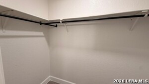 Building Photo - 6283 Valley Bay Dr