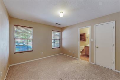 Building Photo - 10728 Hatch Dr NW