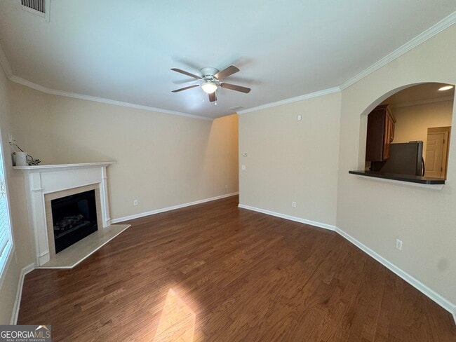 Building Photo - 1455 Blackstone Way