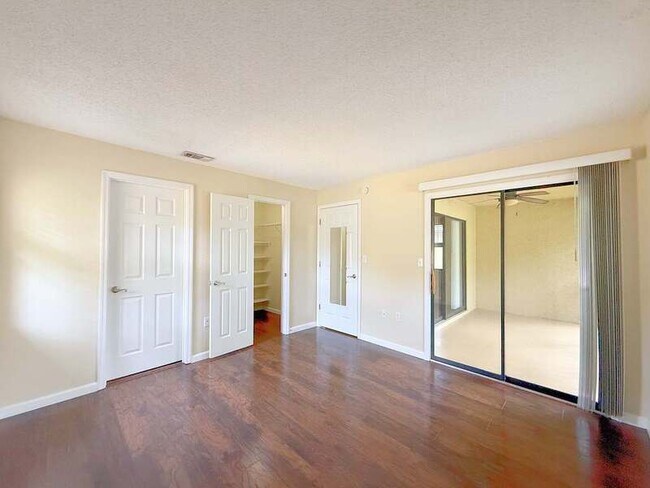 Building Photo - 10155 Sailwinds Blvd S