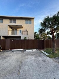 Building Photo - 15690 SW 82nd Cir Ln