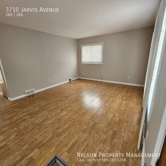 Building Photo - 3710 Jarvis Ave