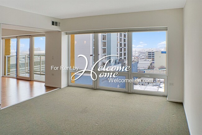 Building Photo - High-rise Montage - Extra Large 1 Bedroom ...