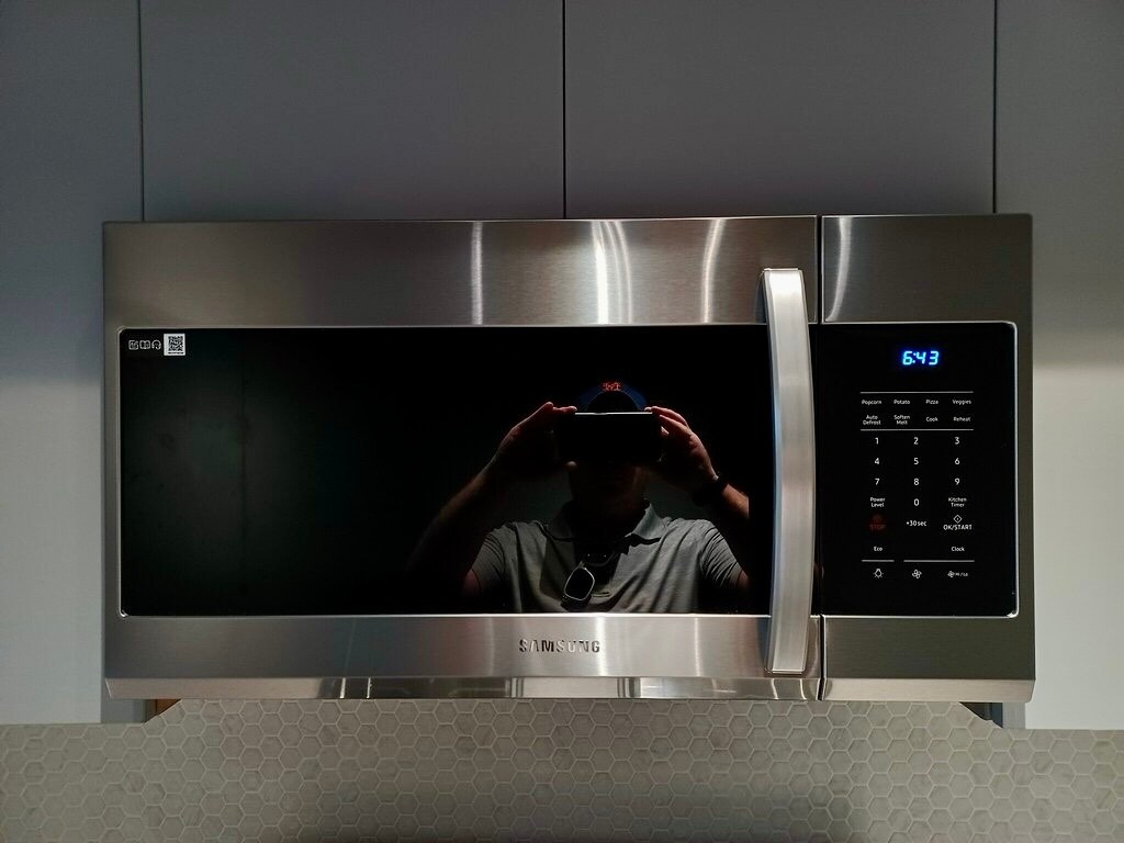 Building Photo - 353 E Bonneville Ave