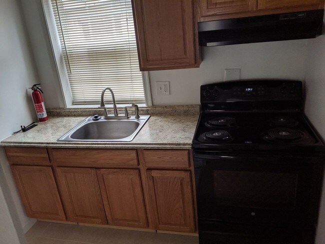 Building Photo - 4646 Minnesota Ave NE