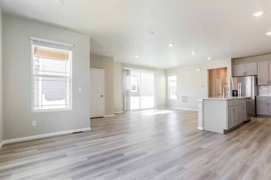 Building Photo - 5130 Bittercress Rd