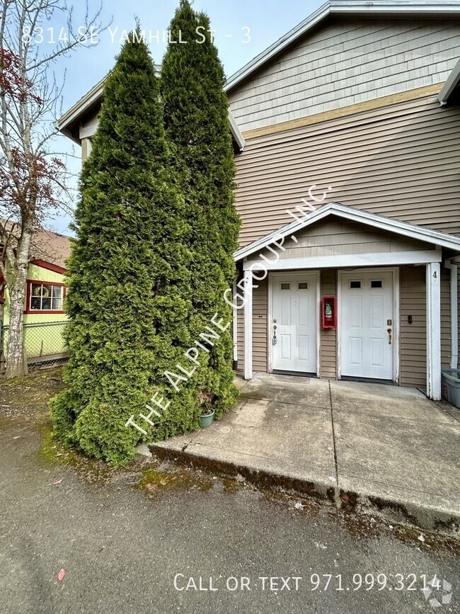 Building Photo - 8314 SE Yamhill St