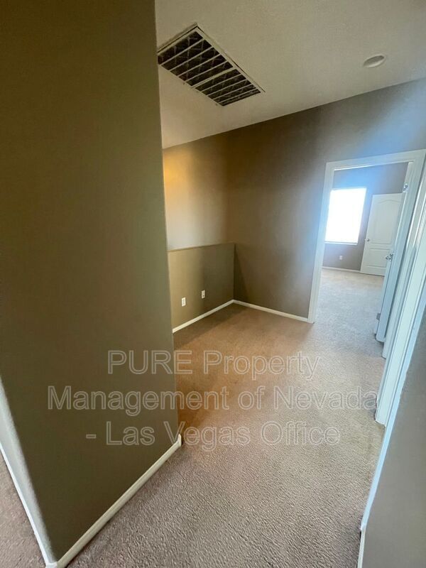 Building Photo - 3904 Ropers Ranch St