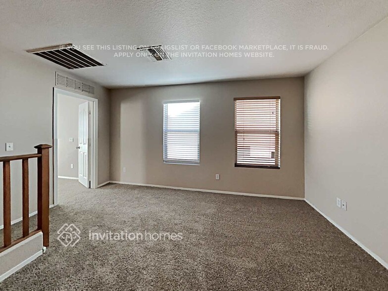 Building Photo - 9549 W Monte Vista Rd