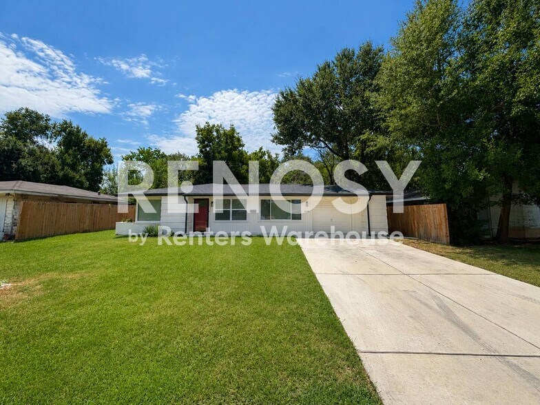 Building Photo - 6010 Ridgeway Dr