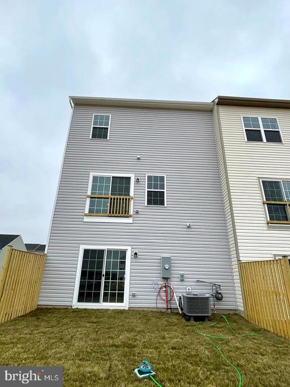 Building Photo - 200 Norland Knoll Dr