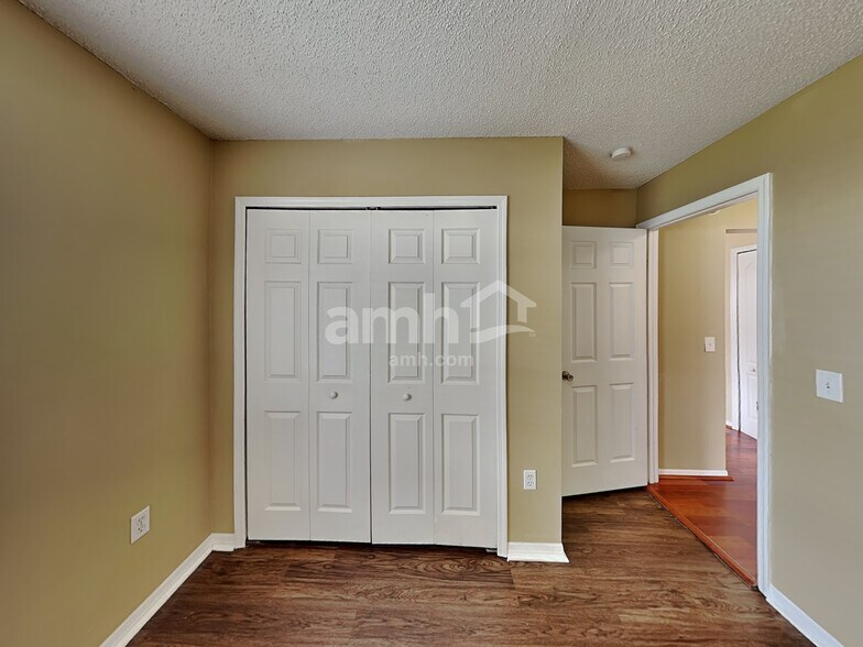 Building Photo - 15628 Greater Groves Blvd