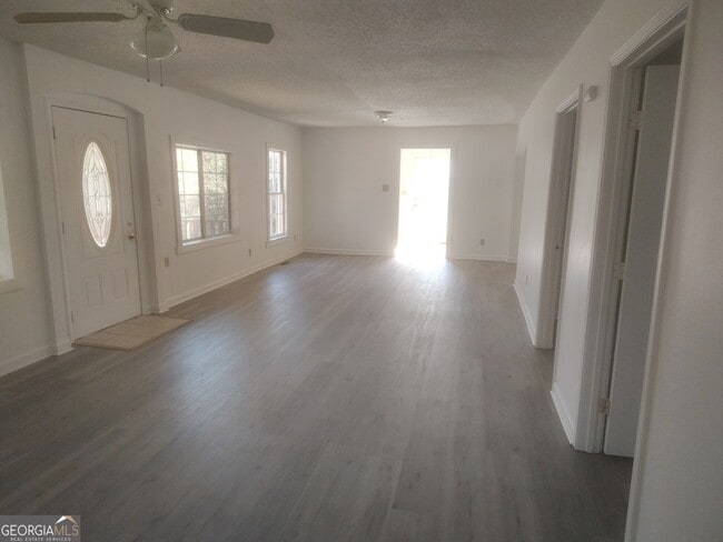 Building Photo - 929 Bond Bridge Rd