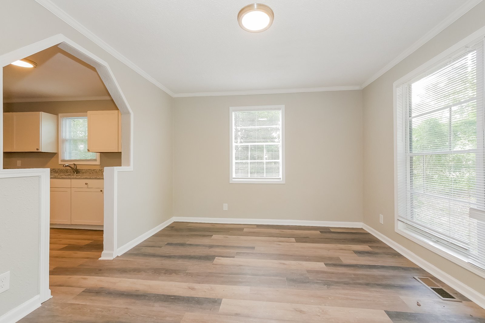 Building Photo - 109 Sasser Dr